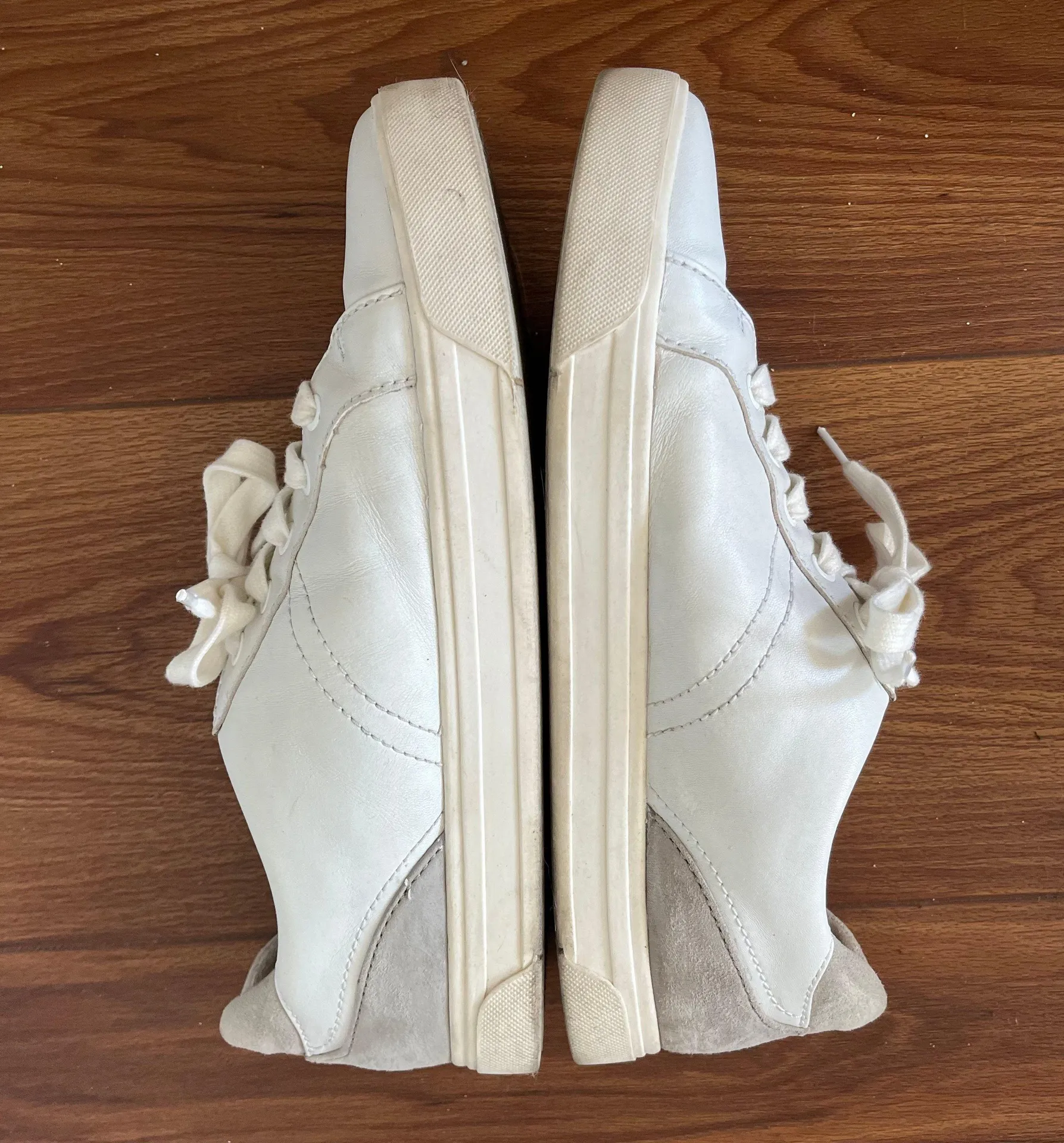 Naturalizer White Leather Grey Suede Sneakers - Image 3