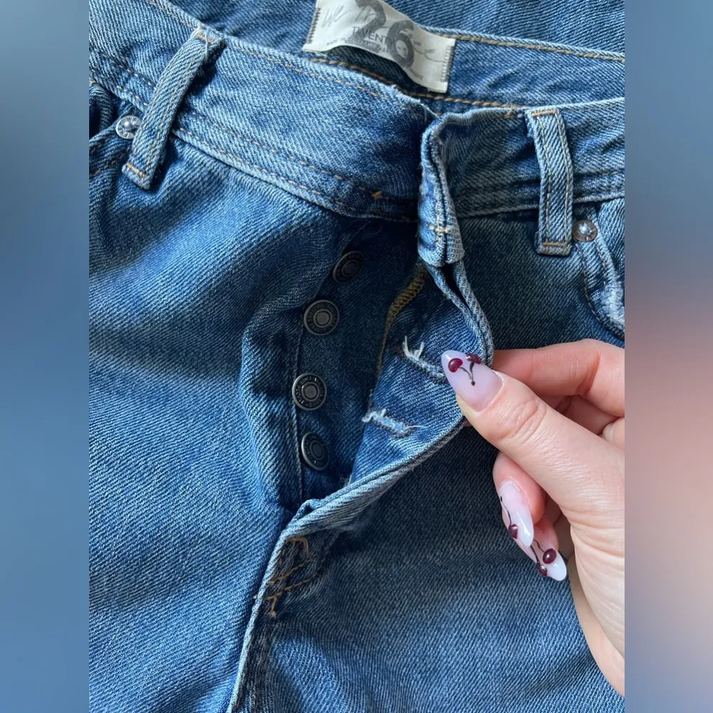 We The Free Maggie Mid Rise Straight in Bondi Blue 26 NWT - Image 9