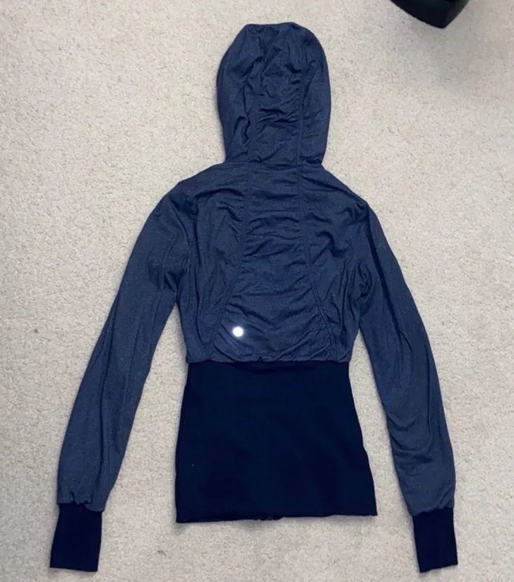 Lululemon Reversible Zip-Up Jacket - Image 8
