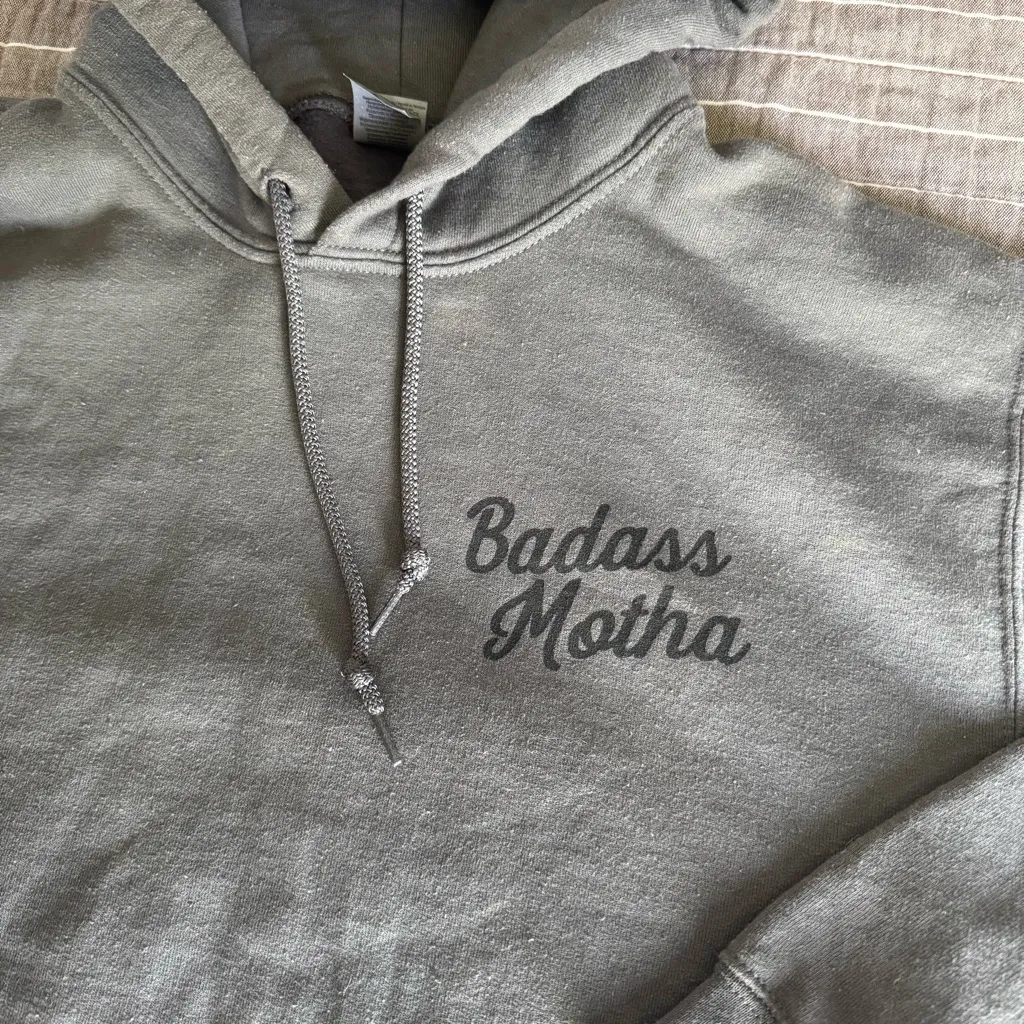 Hoodie Badass‎ Motha Gray Pullover Women Small - Image 2