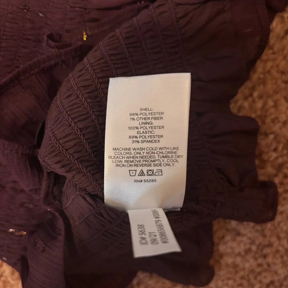 NWT $68 EXPRESS Smocked Top Sheer Burgundy Puff Sleeves w/ Shoulder Pads Sz XS - Image 4