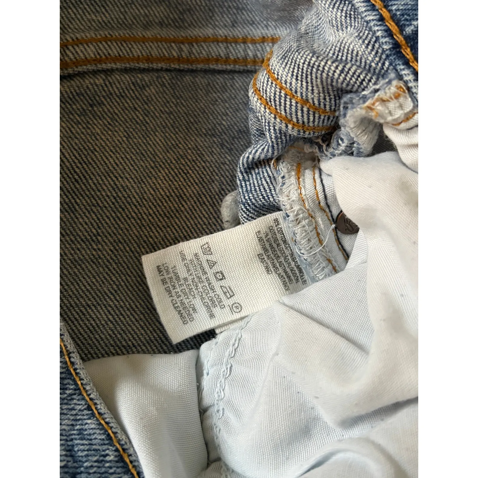 We The Free Distressed Button Fly Raw Cut High Rise Skinny Jean Size 2 26 - Image 6