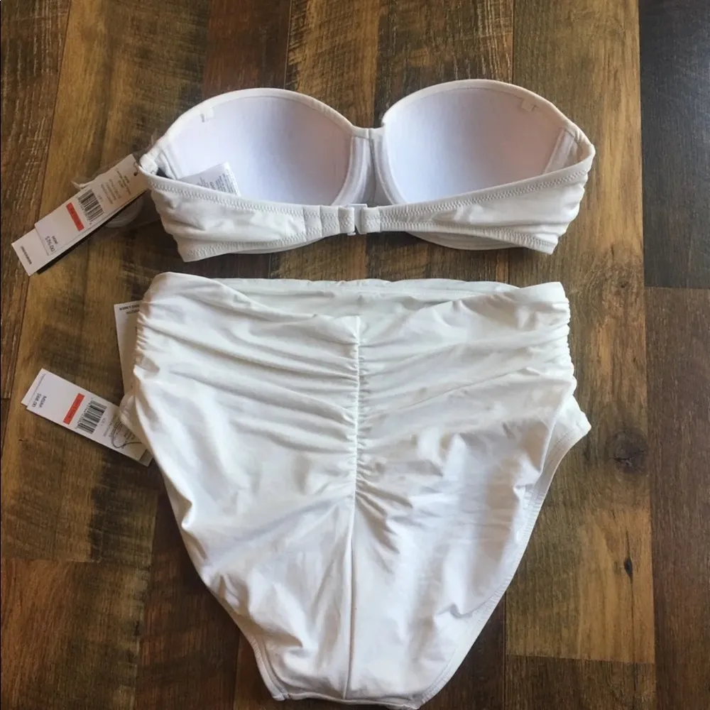 Carmen Marc Valvo white two pieces set - Image 2