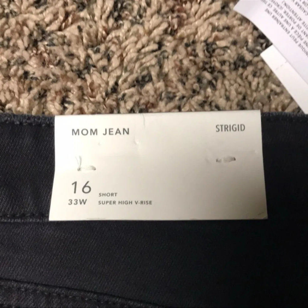 American Eagle Strigid Destroyed Distressed Mom Jeans - Size 16 Short | NWT - Image 7