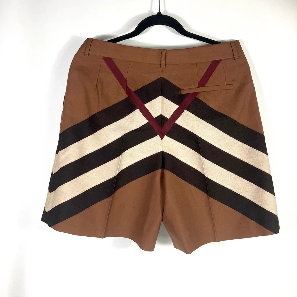 Burberry Rosalie Kissing Check Jacquard Wool Shorts 8 US 10 UK Chevron Check NEW - Image 5