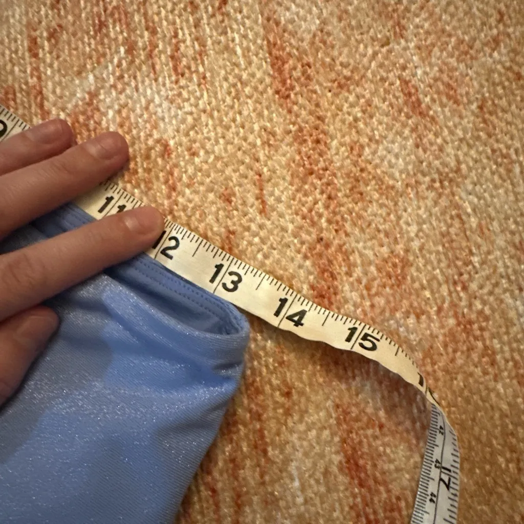 ALO Yoga High Waist Glitter Bike Short in Marina/Silver Size large light blue - Image 7