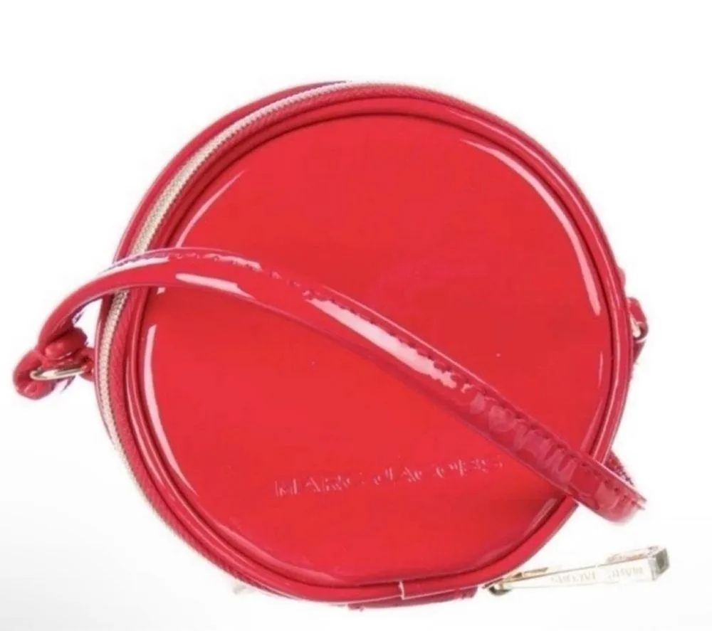 NWT MARC JACOBS Mini 4" Red Patent Leather Crossbody Round Circle Canteen Bag - Image 5