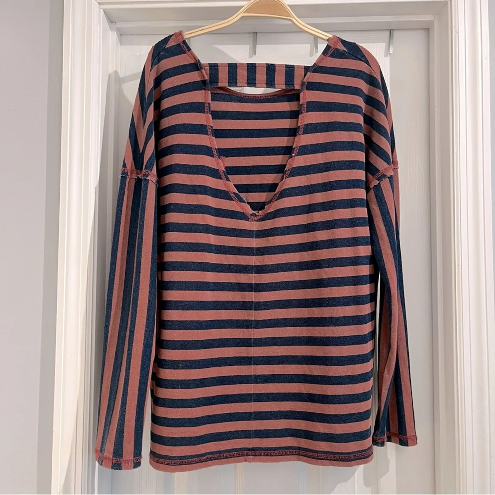 Loveriche Women’s Navy Blue/Dusty Rose Striped Long Sleeve Shirt Sz S - Image 3