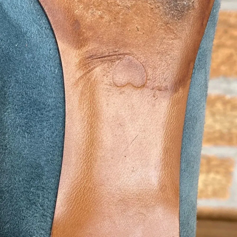 Moschino  cheap and chic heels size 7.5 - Image 9