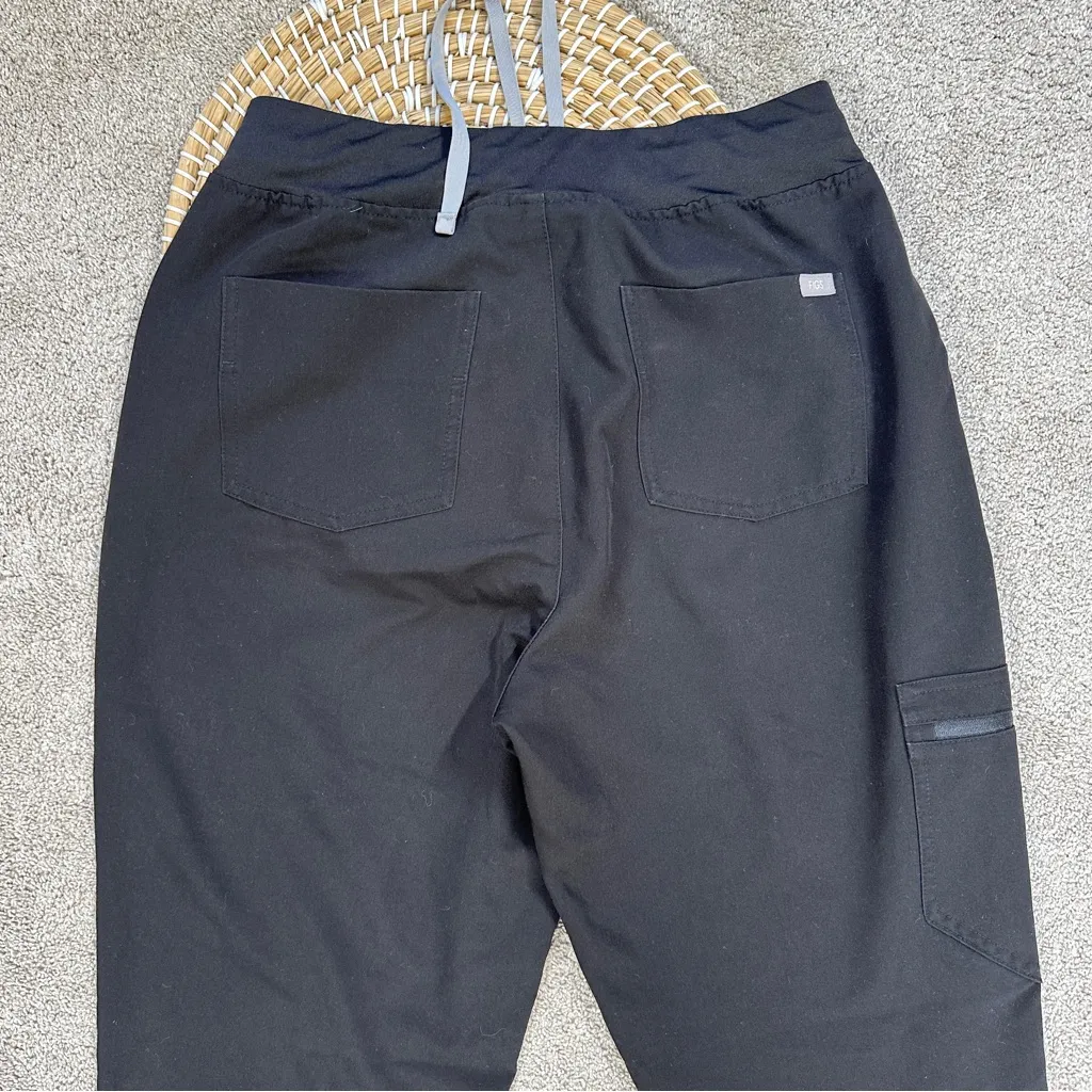 Figs Women’s High Waisted Zamora Jogger Scrub Pants Pull On in Black MT - Image 7