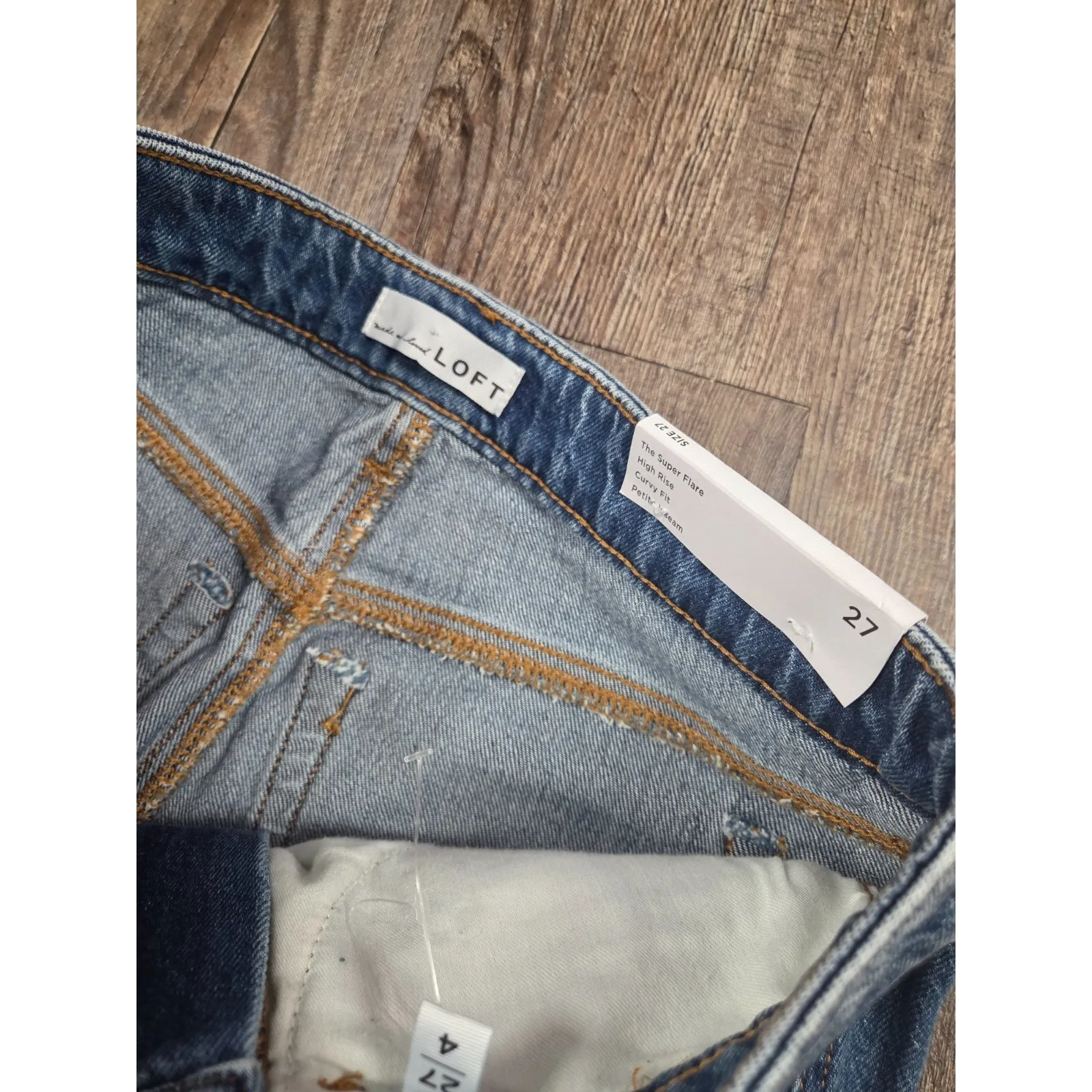 Ann Taylor LOFT NWT Curvy High Rise Super Flare Jeans Petite Inseam Size 27 - Image 3