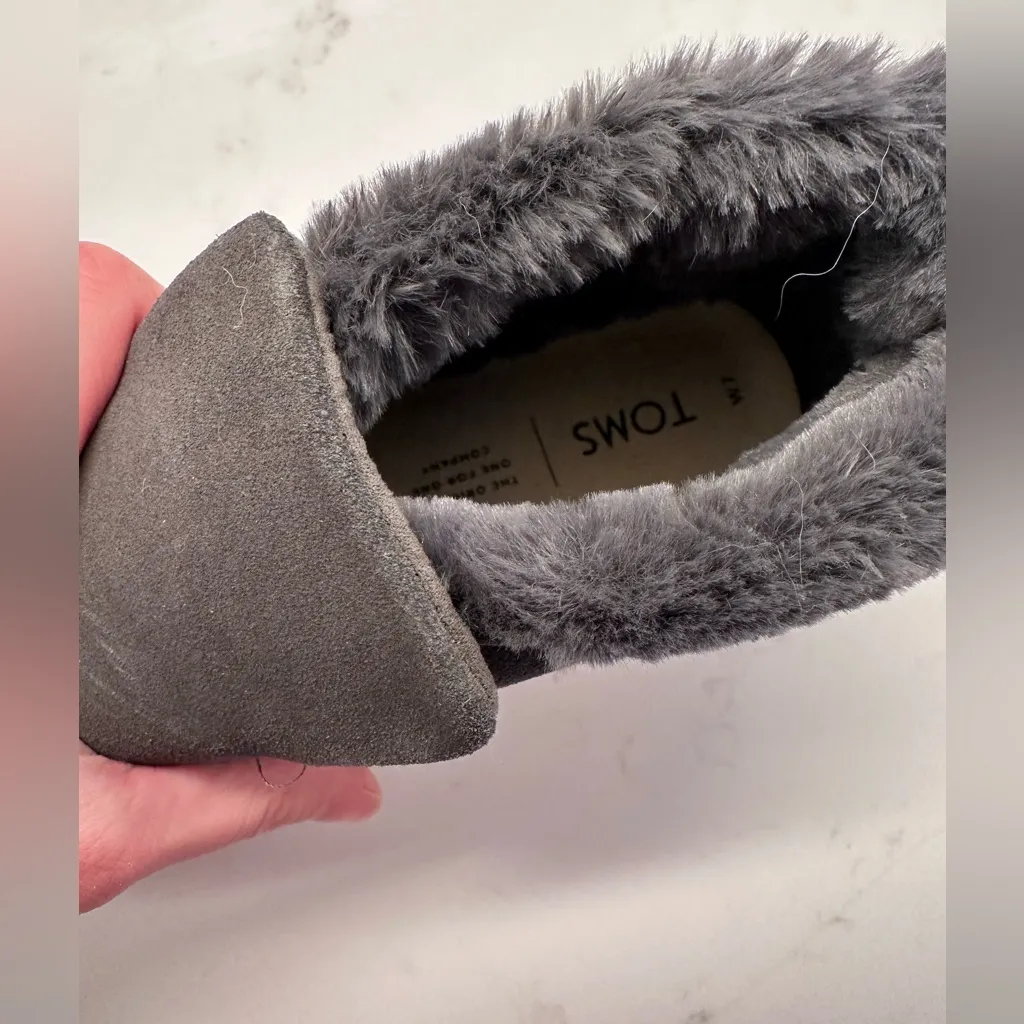 Toms Paxton Slip-On Suede Booties Water Resistant Gray Fur Lined Women’s Size 7 - Image 4