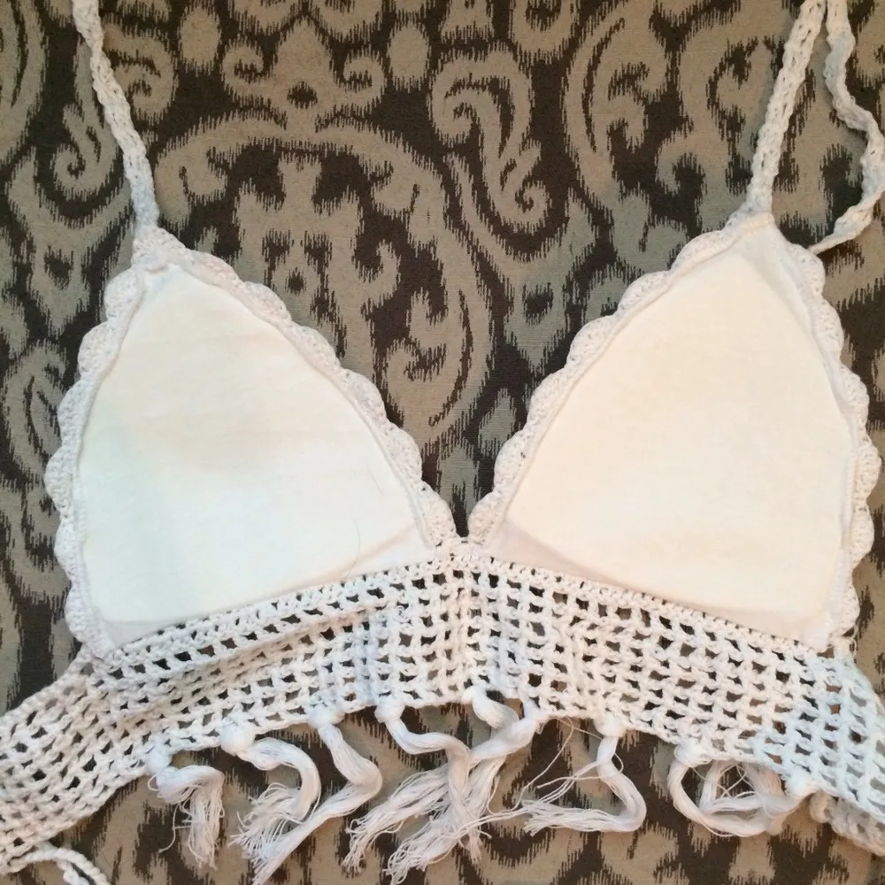 NEW  White Boho Crochet Fringe Halter Crop Top Bikini - Image 6