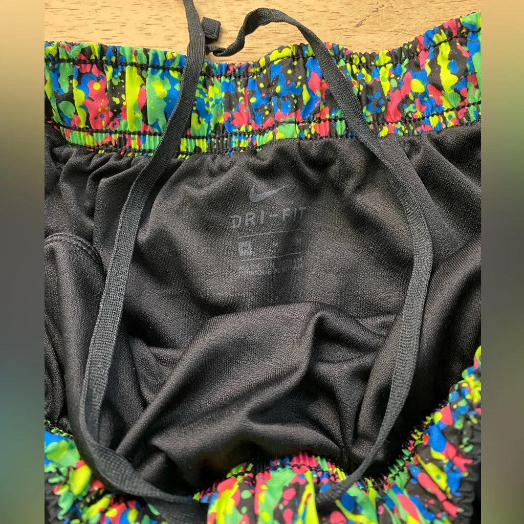 Nike Dri Fit Tempo Women’s Sz M Black/Neon Splatter Print Trim Athletic Shorts - Image 5