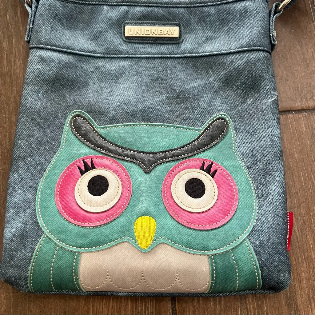 Union Bay Owl Crossbody Faux Leather Purse - Image 2