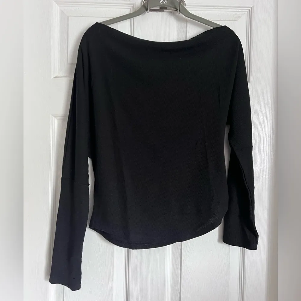 Free People Fuji Thermal Top in Black NWT Medium - Image 4