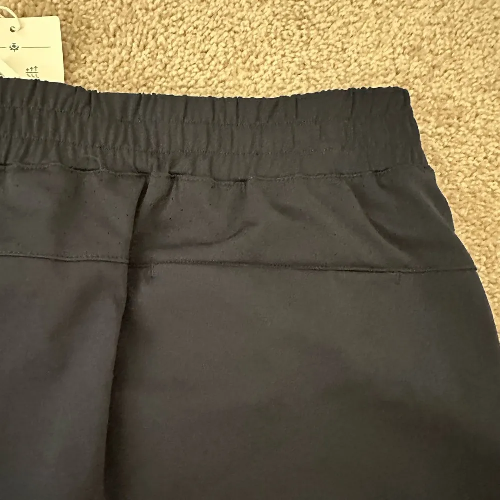 NWT Lady Hagen Perforated 16” Golf Skort XS Dark Navy $60 MSRP - Image 10