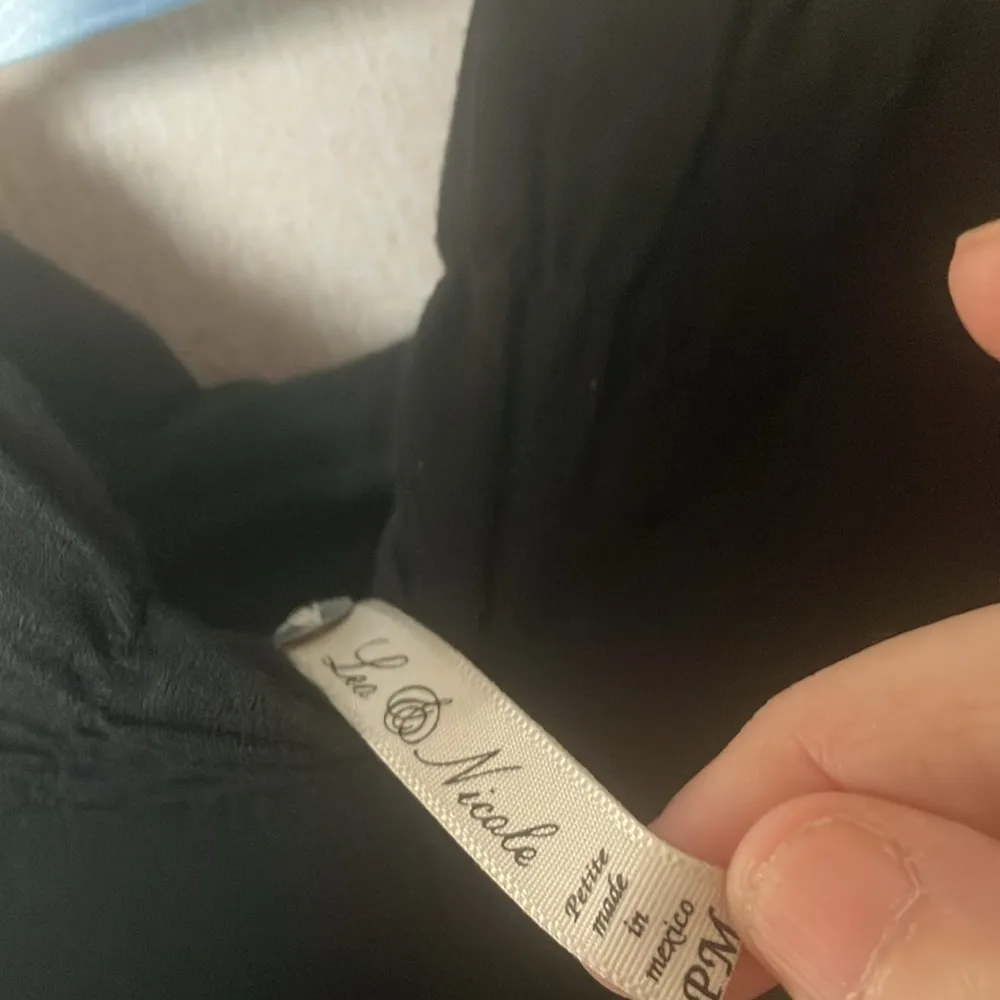 Lea and Nicole Black Long Sleeve Top petite medium Size undefined - Image 3