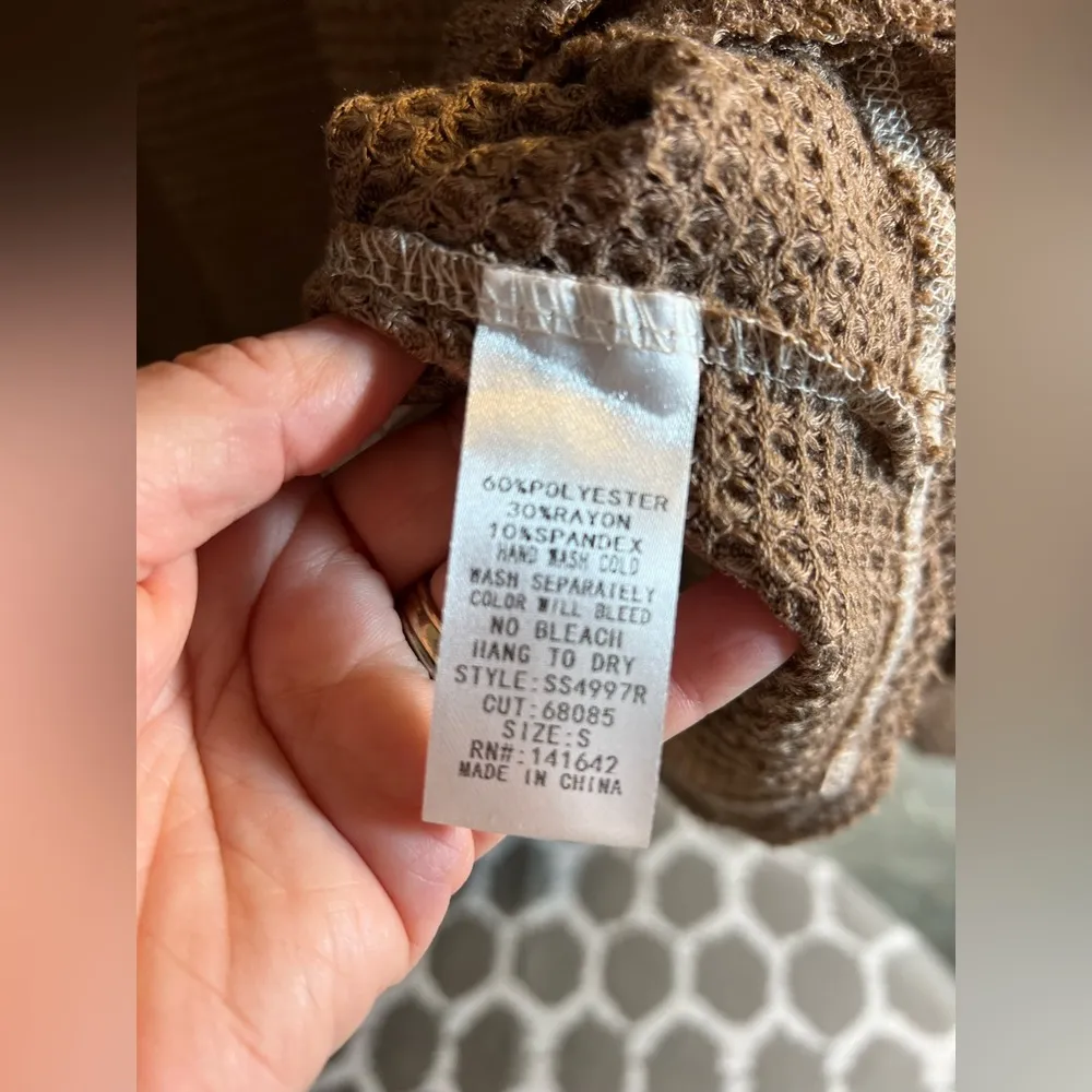 She + Sky Tan Long Sleeve Tee - Image 8