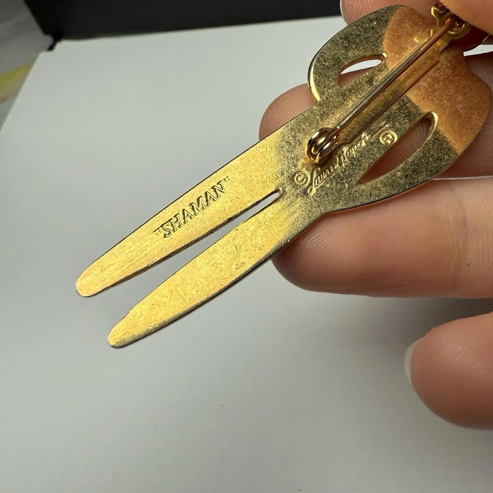 Laurel Burch Shaman Brooch Pin Gold Tone Black Red Enamel Tribal - Image 9