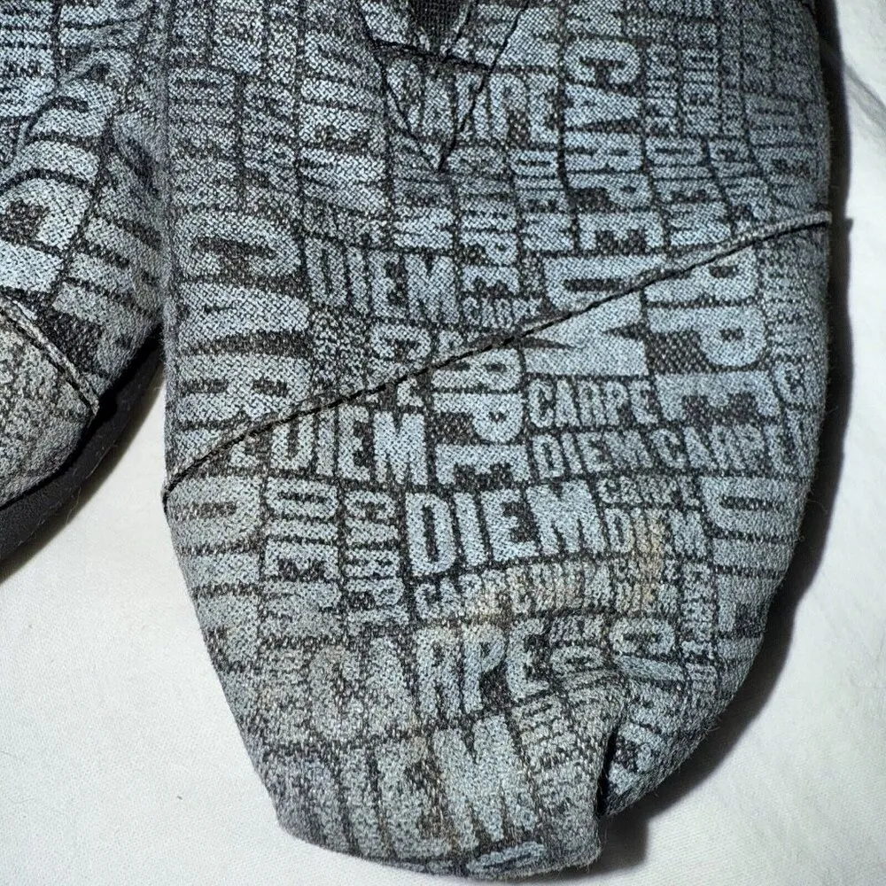 Toms Canvas Shoes Womens Size 7.5 Carpe Diem Black Gray Classic Slip On Flats - Image 3