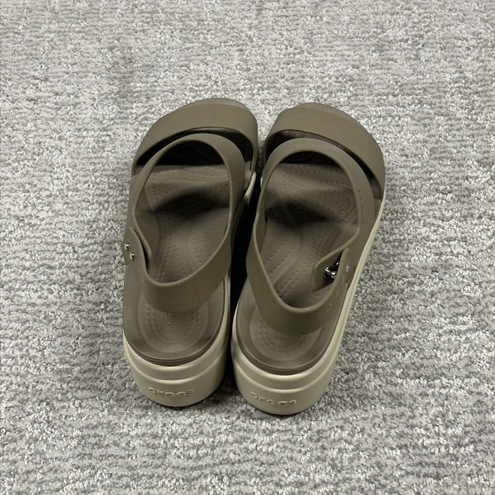 Crocs Brooklyn Low Wedge Sandals Womens 6 Beige Latte & Mushroom Tan Platform - Image 6