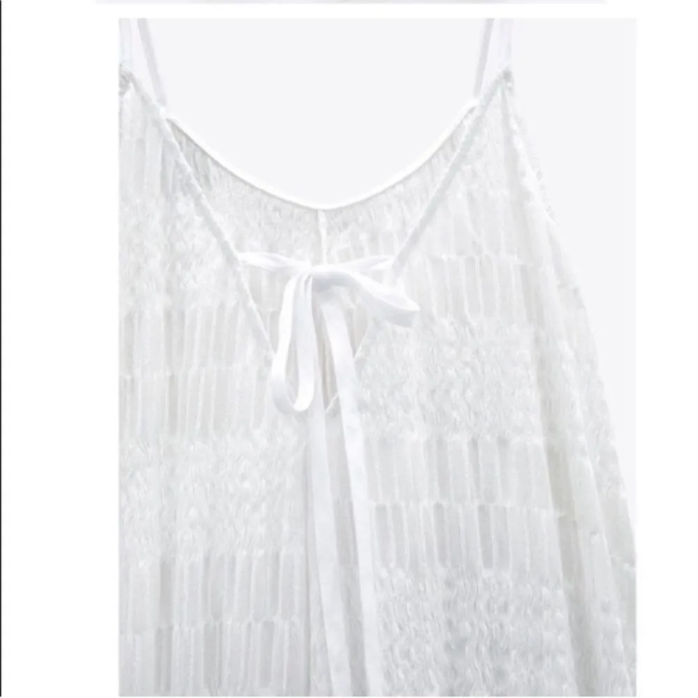 Zara Textured White Maxi Dress(Size Medium) - Image 4