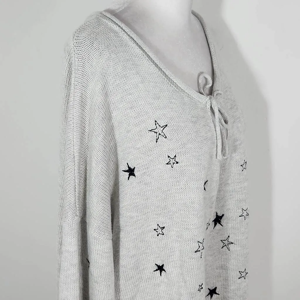 Gray and Black Star Sweater Size Large Oversized Sweater with Embroidered Stars - Image 5