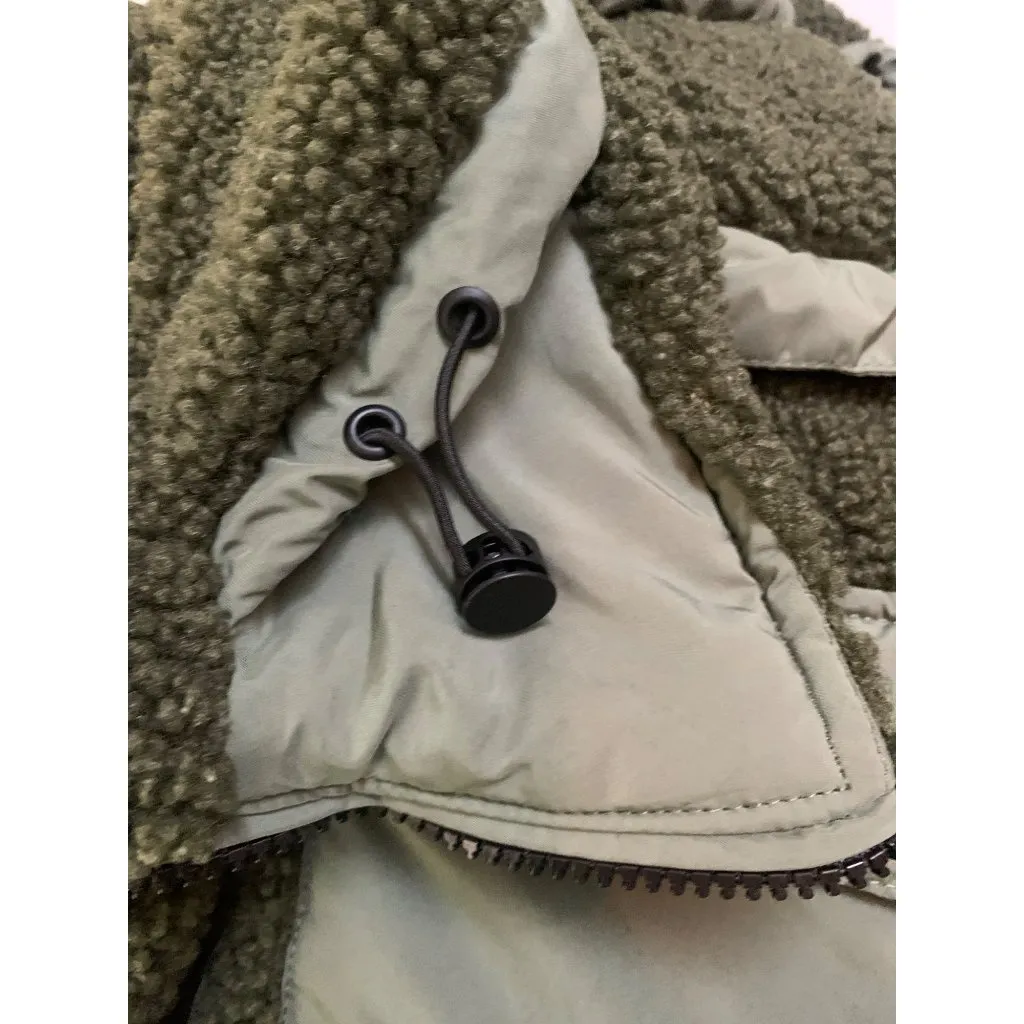 Women’s Love Tree Green Sherpa Sweater Size L - Image 10