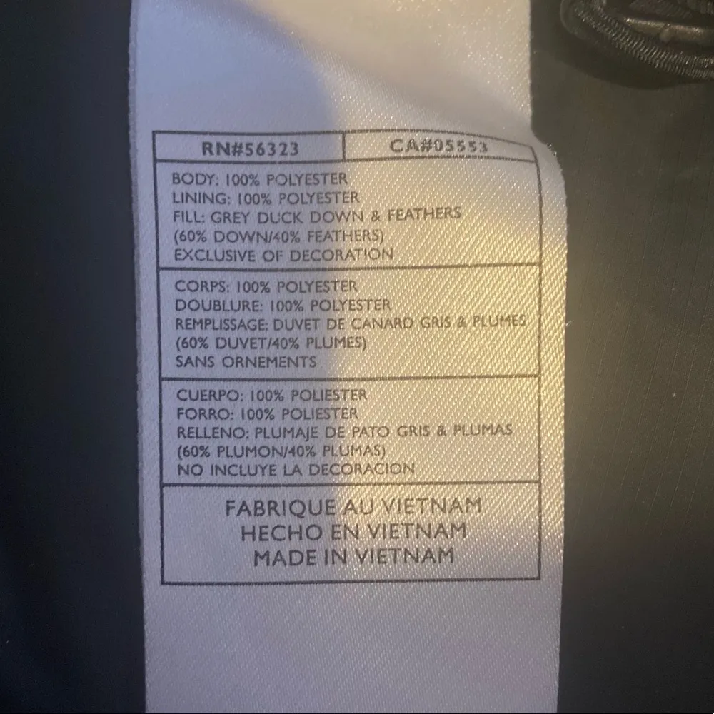 Nike  black size medium down puffer jacket. - Image 5