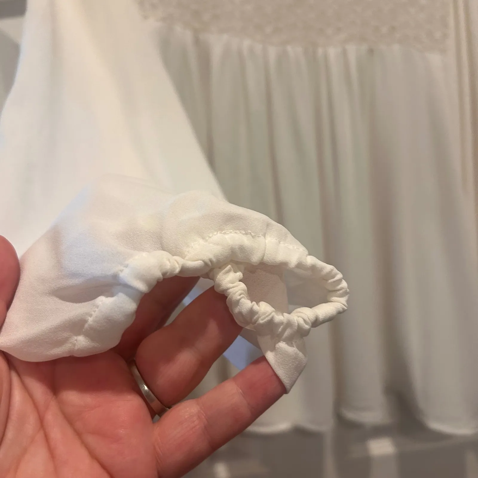 Gap Womens Ivory‎ Crochet Lace Blouse Top Long Sleeve Large Bridal Cottagecore - Image 4