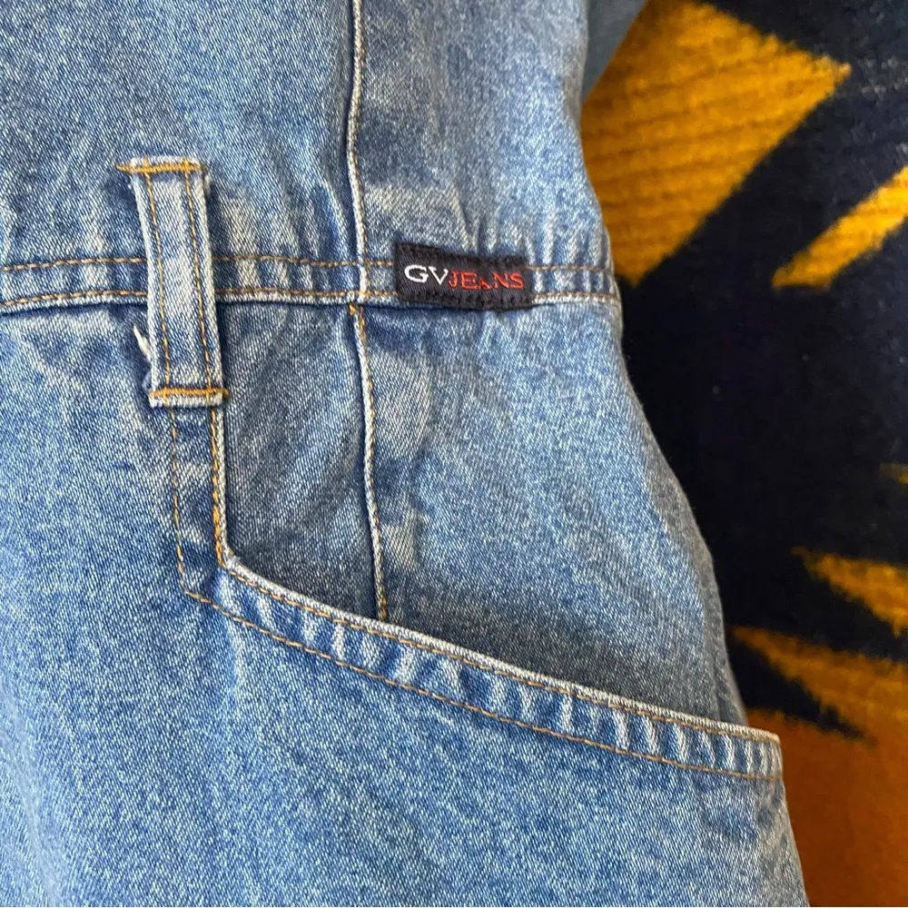 Gloria Vanderbilt Vintage GV Denim Button up Midi dress. Pockets! Size Medium. - Image 6