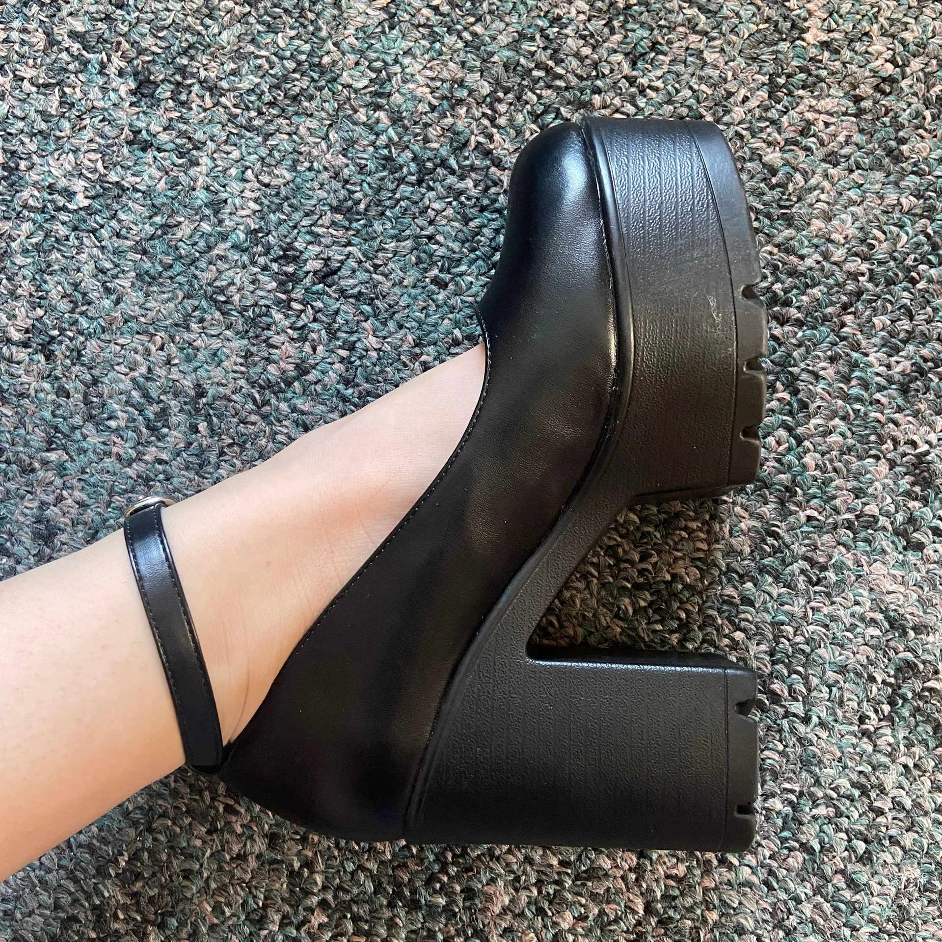 SheIn Platform Chunky Heals - Image 3