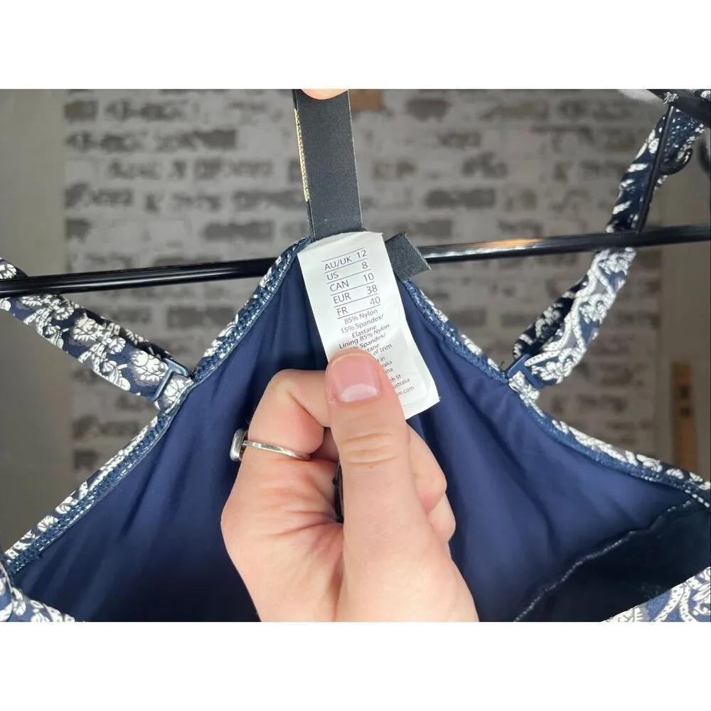 Nip tuck swim | navy blue patterns one piece swim suit Size 8 - Image 5