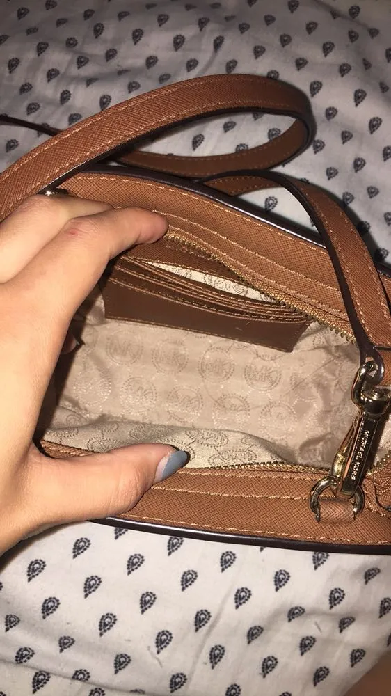 Michael Kors Small  Crossbody - Image 4