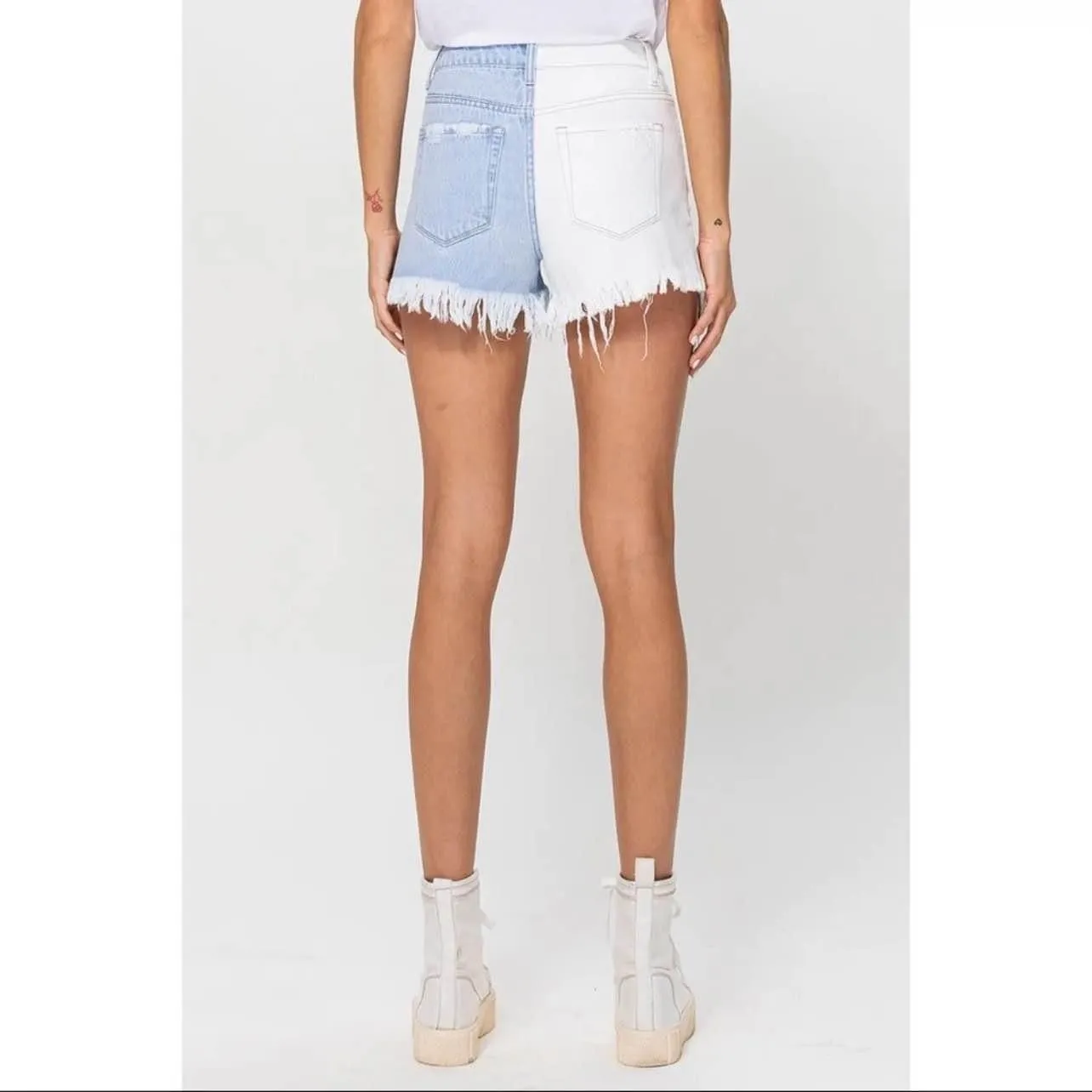 Vervet High Rise Jean Shorts Size Medium Blue - Image 4