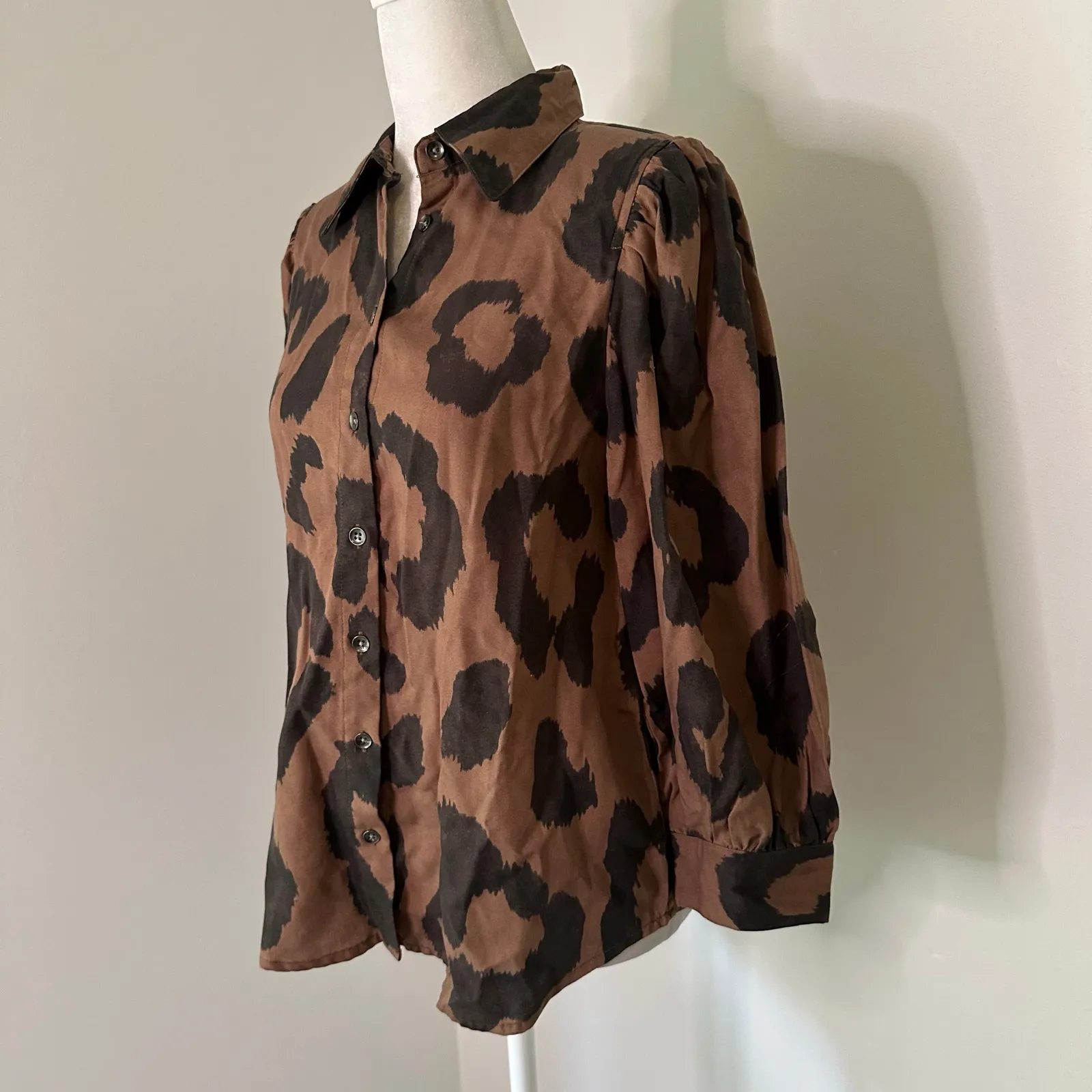 Pistola brown & black animal print button down top size XS - Image 3