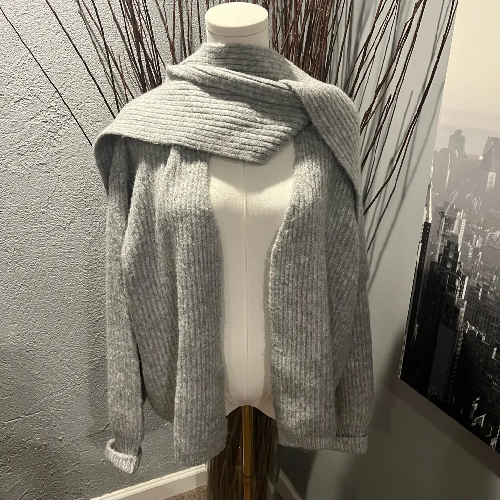 🌸NWOT UNIVERSAL THREAD OVERSIZED GREY CARDIGAN SWEATER SIZE MEDIUM🌸 - Image 4