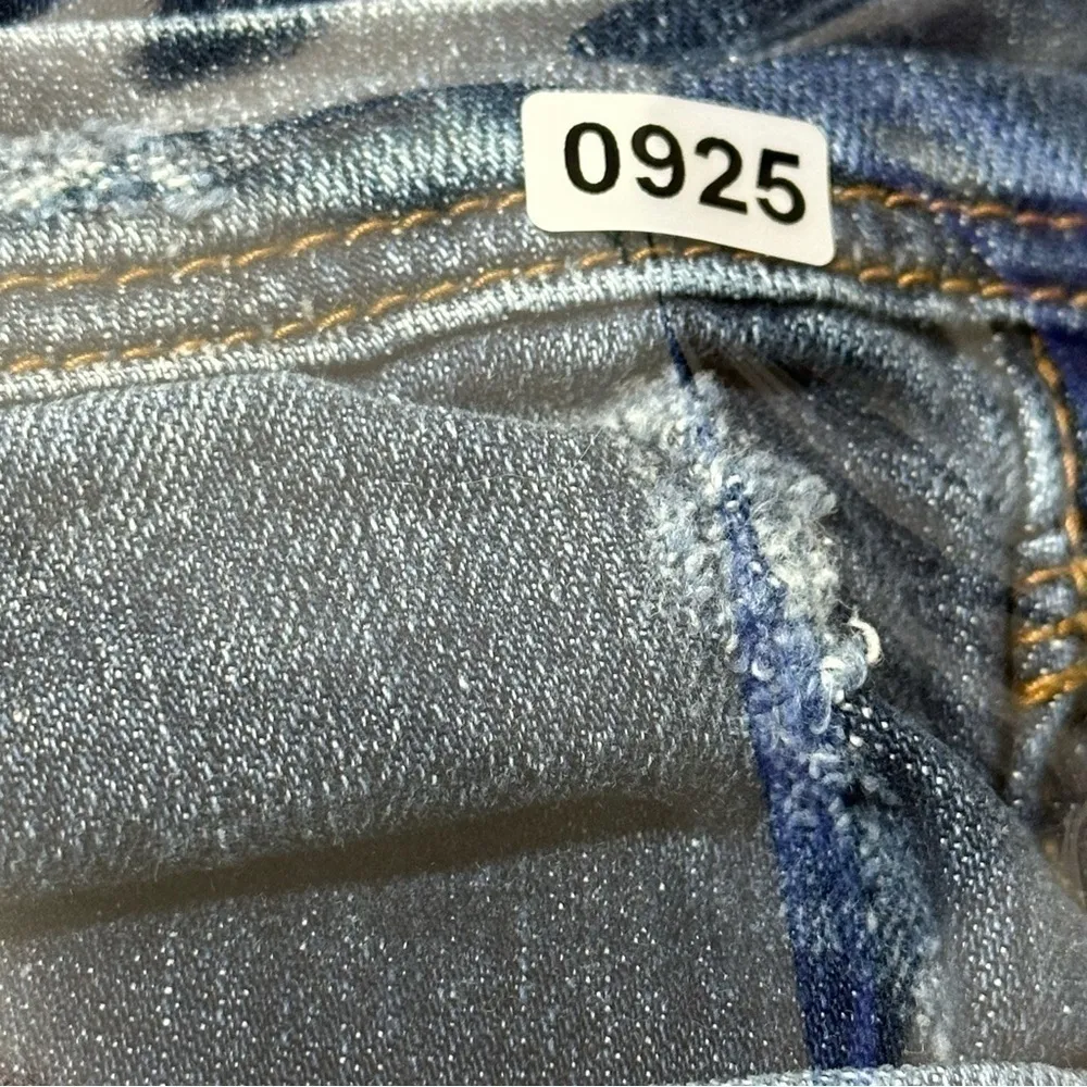 Vigoss Denim Vintage Junior 3 Medium Blue Wash Grommet Pocket Miami Skinny Jeans - Image 12