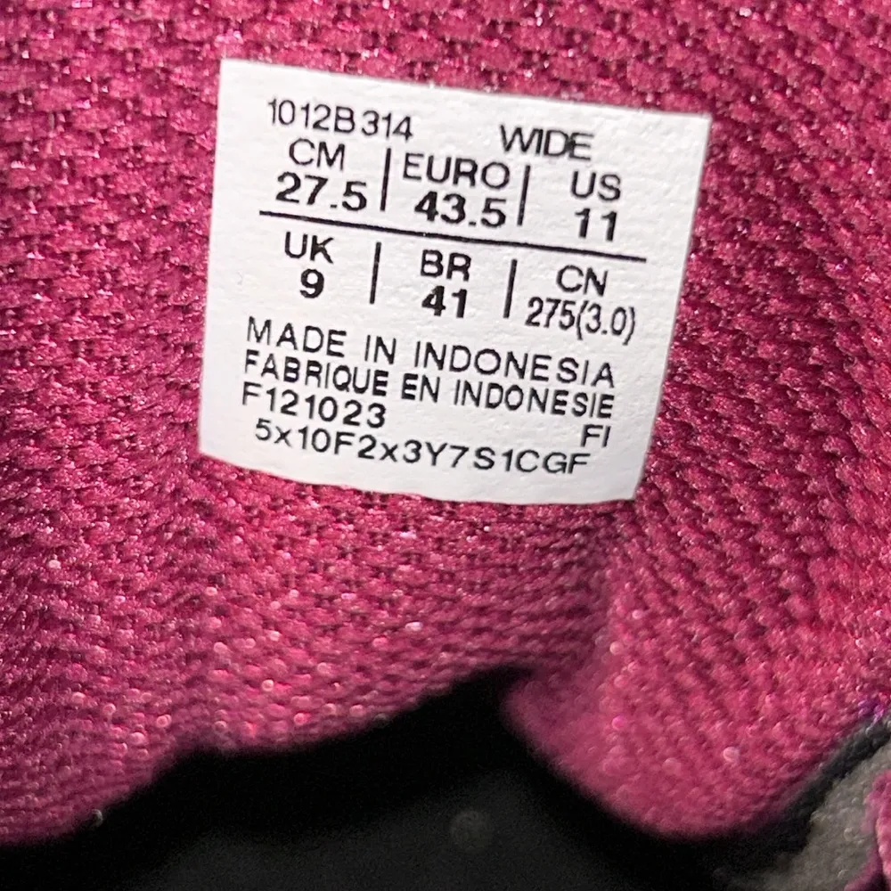 Woman’s ASICS Pink Running Shoes Size 11 - Image 6