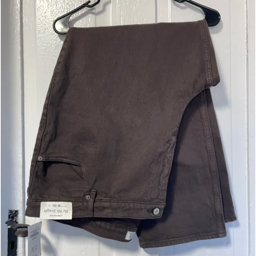 NWT Abercrombie & Fitch Ultra High Rise 90’s Straight brown jeans size 22 short - Image 3