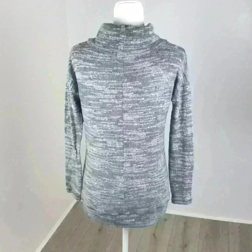 Aerie Grey Turtleneck Sweater Size XS - Image 4