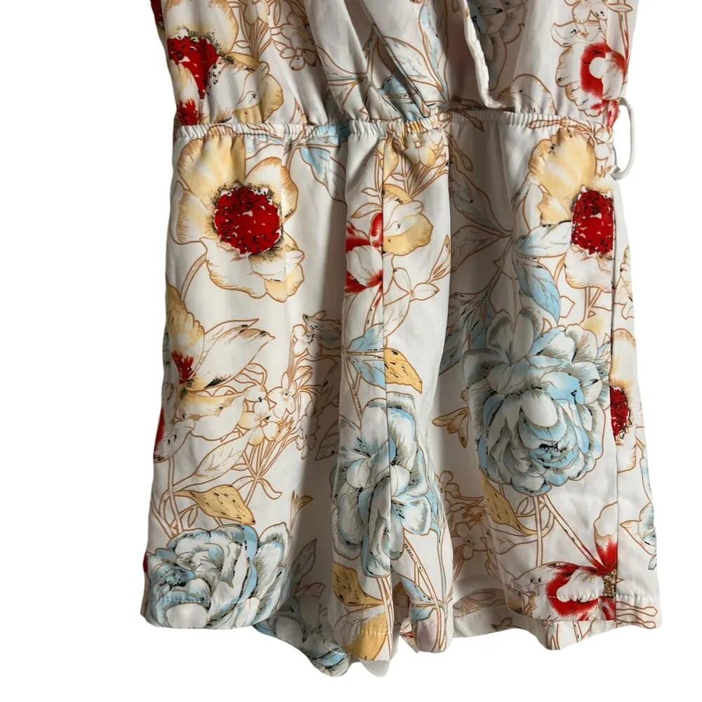 Tea & Cup White Floral Print Sleeveless Faux Wrap Romper Size Small - Image 3