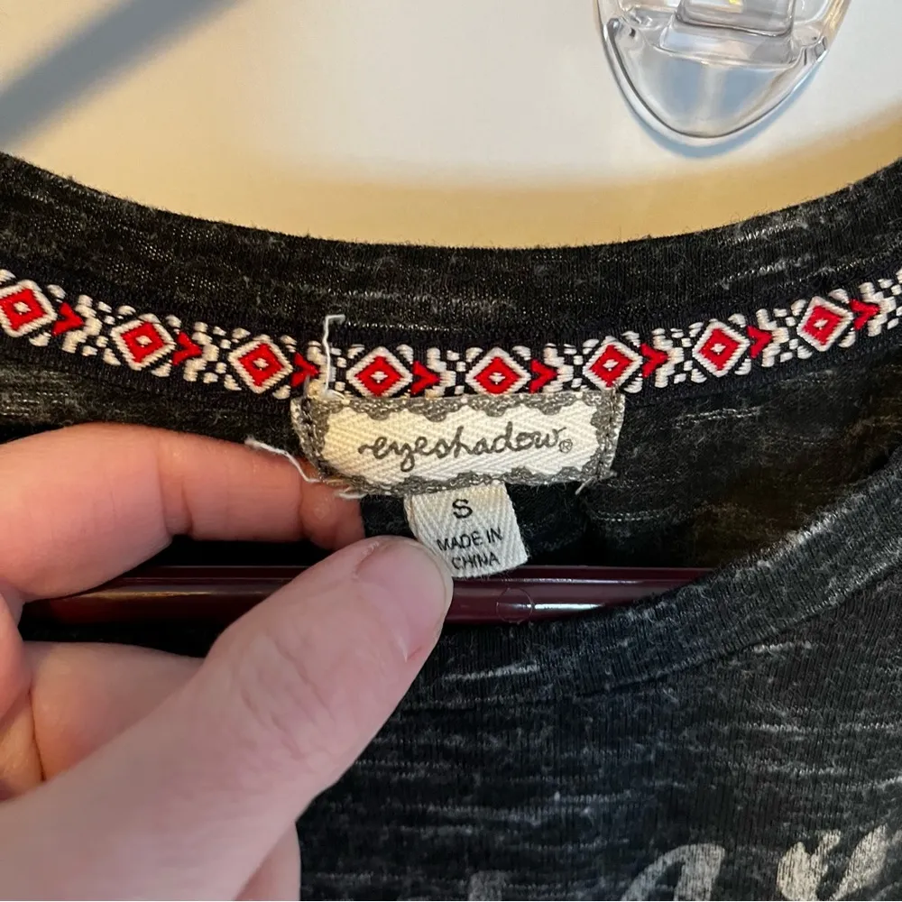 Eyeshadow brand tank top - Image 2