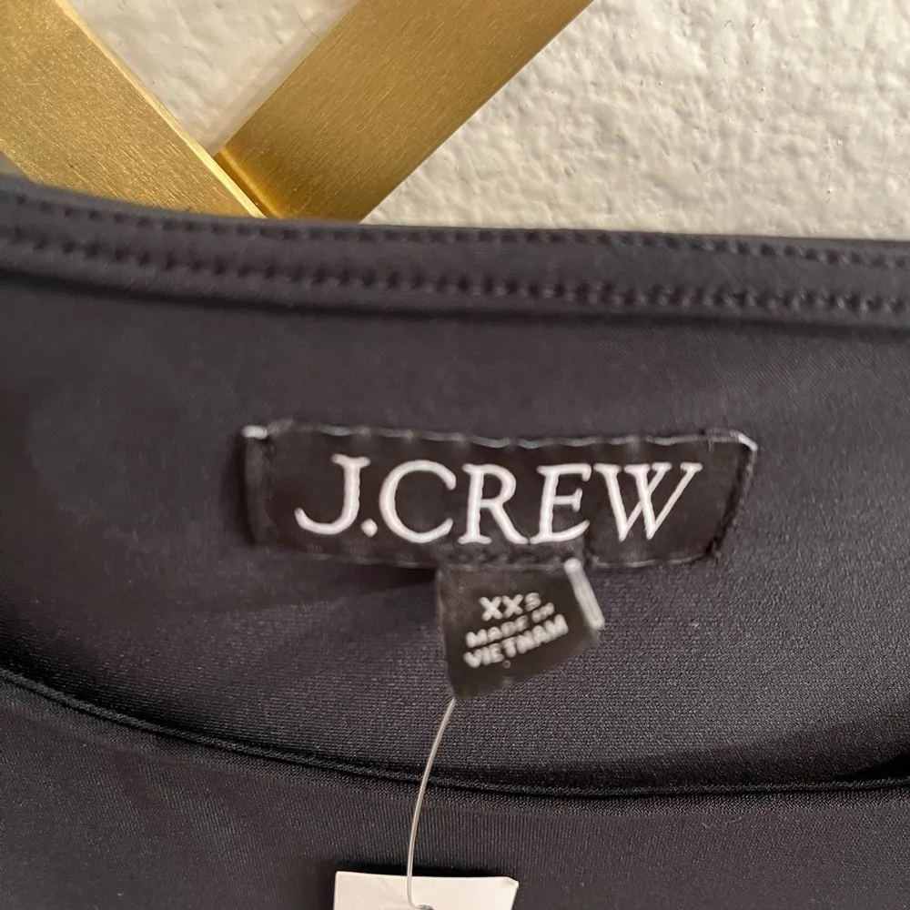 NWT J Crew Matte jersey T-shirt with cupro sleeves Black XXS - Image 6