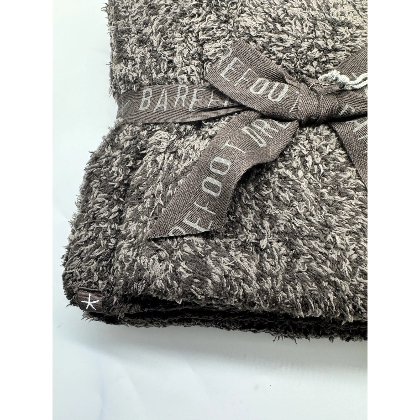 NWT Barefoot Dreams CozyChic Pom Pom Beanie Hat & Scarf Gift Set Espresso Brown - Image 3