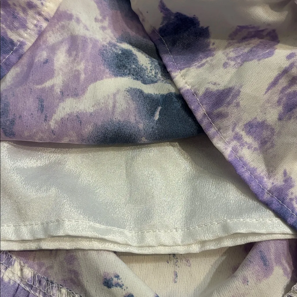 Nasty gal skirt in size 2 - Image 6