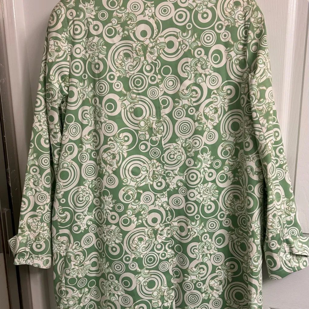 Harvé Benard Green and White Patterned Coat - Image 7