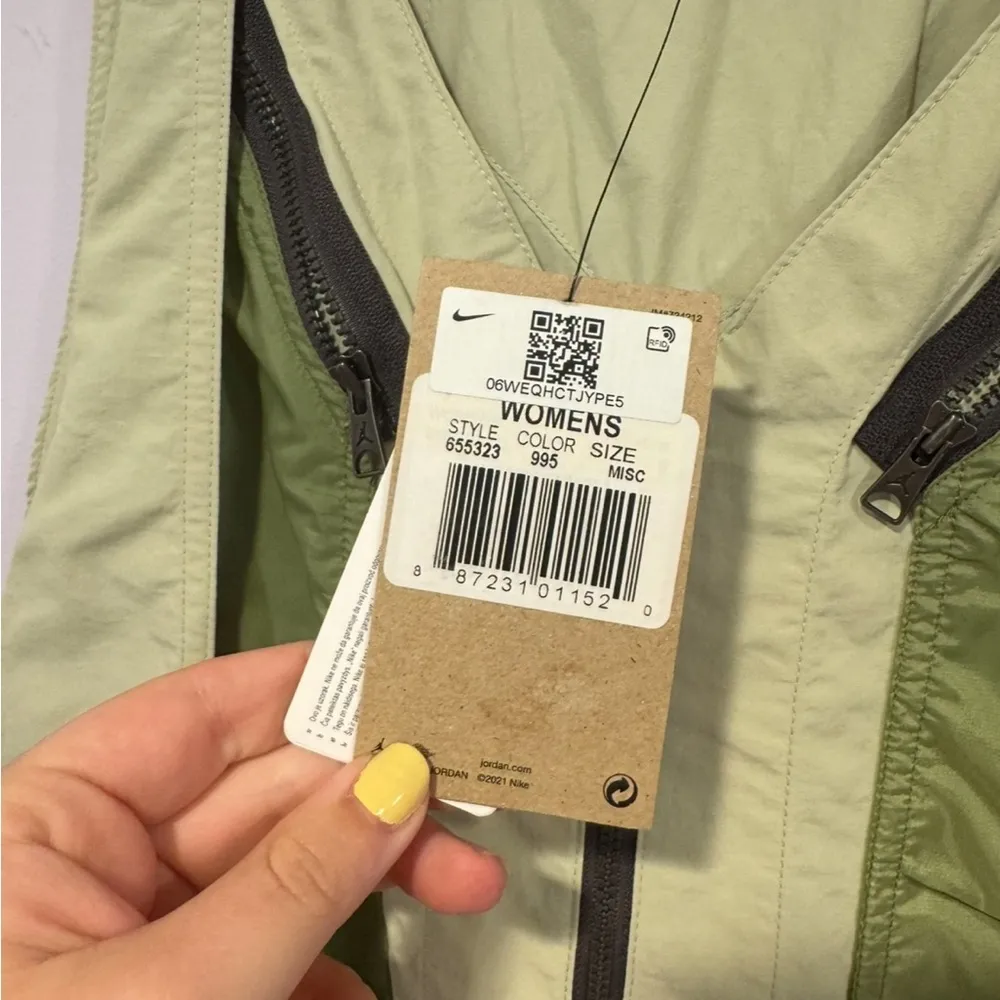 NWT Nike‎ Air Jordan green utility vest dress - Image 4