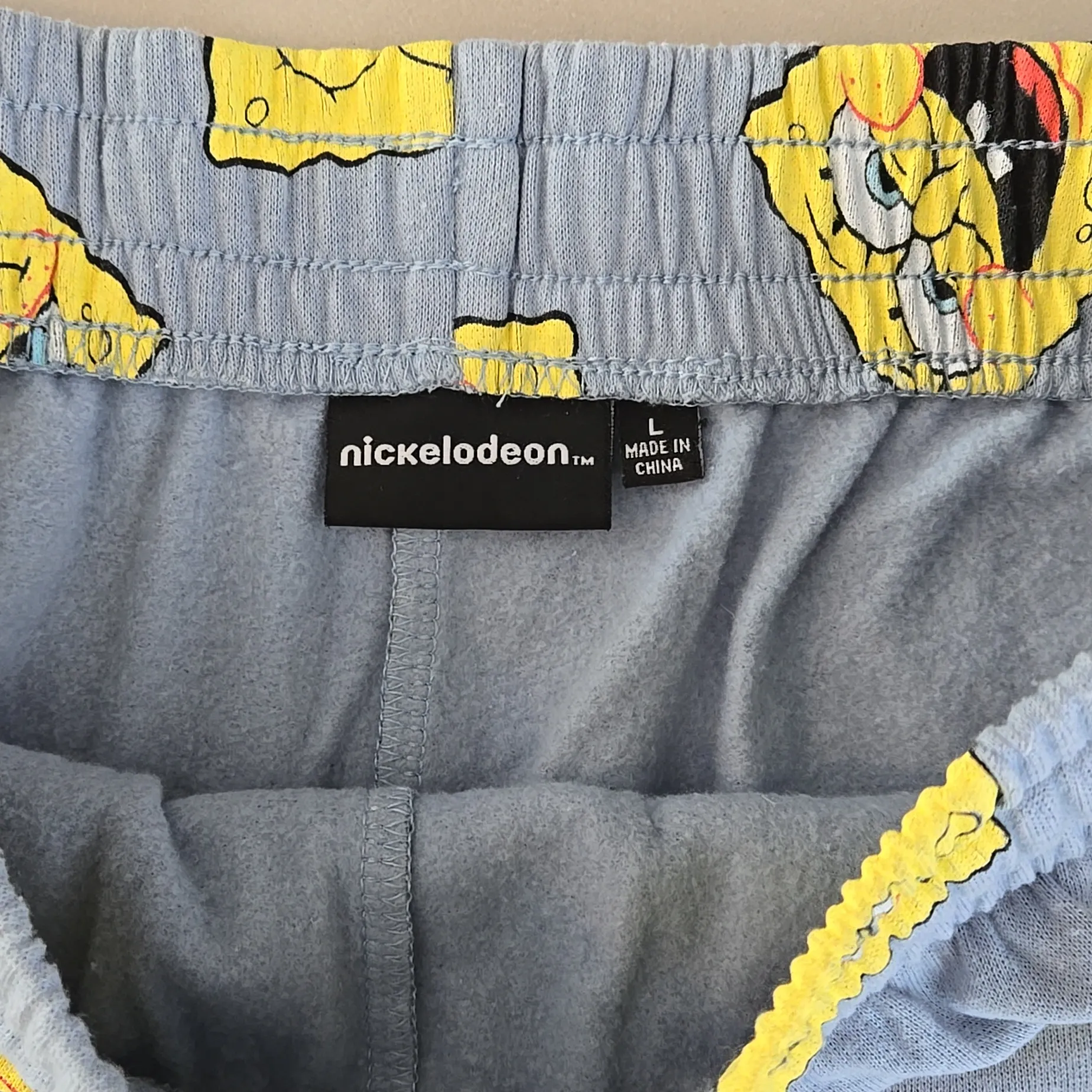 Nickelodeon  SpongeBob Blue and Yellow Shorts Size L - Image 4